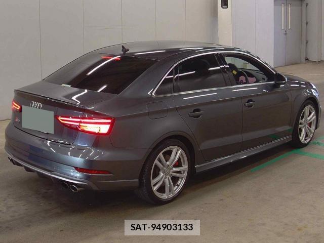 Audi S3 2020-09 8009168-4