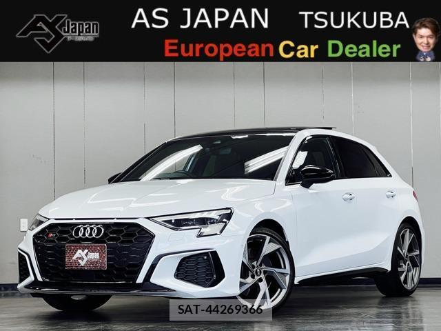Audi S3 2021-05 8012625-0
