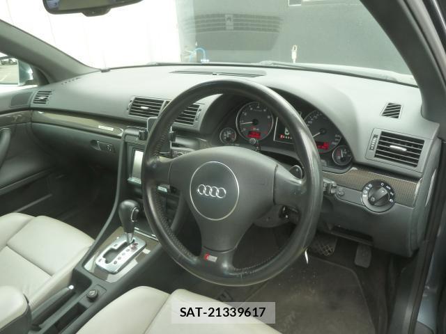 Audi S4 2004-03 8002971-15