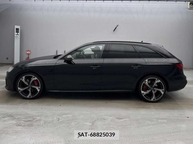 Audi S4 2023-05 8009235-5