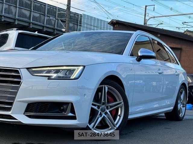 Audi S4 2017-06 8010378-12