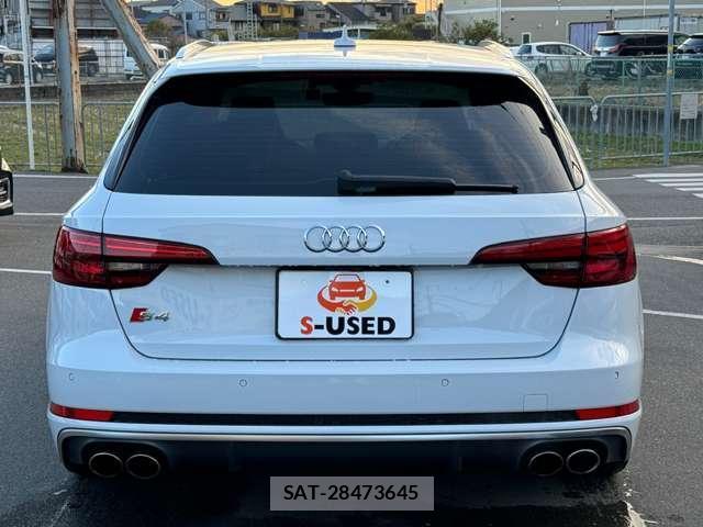 Audi S4 2017-06 8010378-2