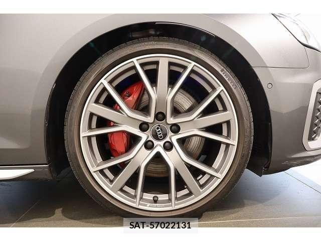 Audi S4 2023-10 8010579-11