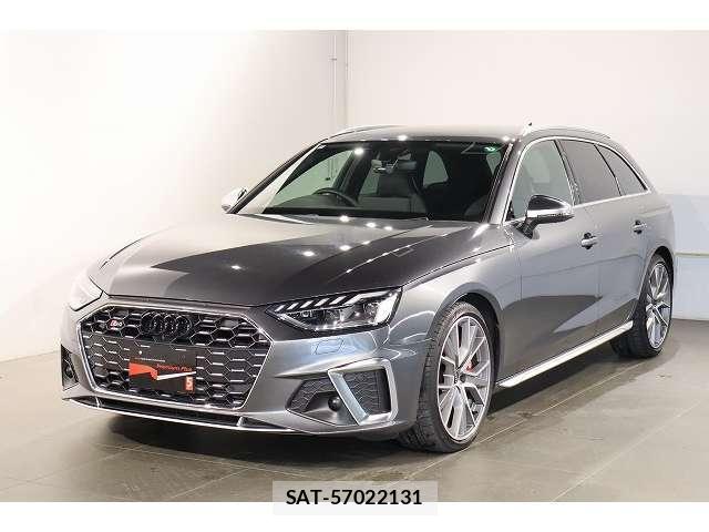 Audi S4 2023-10 8010579-2