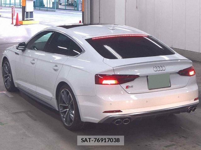Audi S5 2018-06 8009248-1