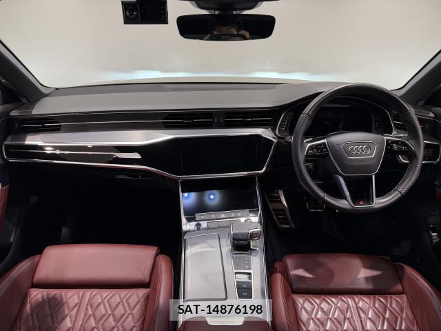 Audi S6 2021-02 8010944-5