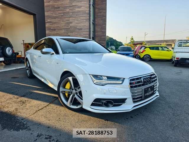 Audi S7 2015-08 8008477-2