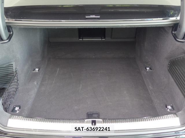 Audi S8 2023-07 8007386-18