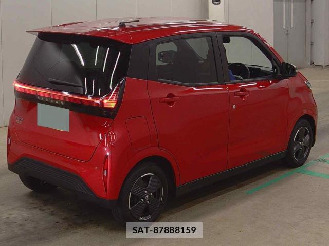 Nissan Sakura 2024-11 8004243-4