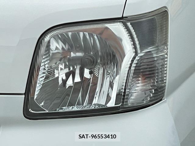 Subaru SAMBAR 2017-07 8009180-13