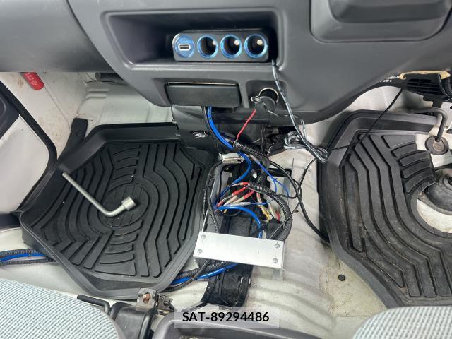 Subaru SAMBAR 2002-01 8002975-12