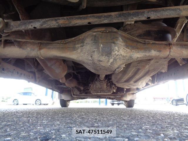 Subaru SAMBAR 2017-10 8006634-13