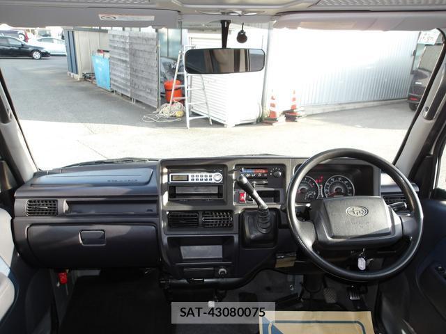 Subaru SAMBAR 2010-01 8007635-2