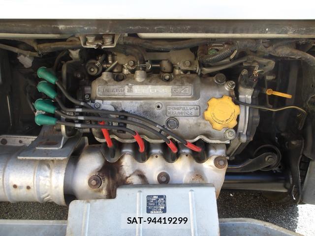 Subaru SAMBAR 2012-03 8007636-18