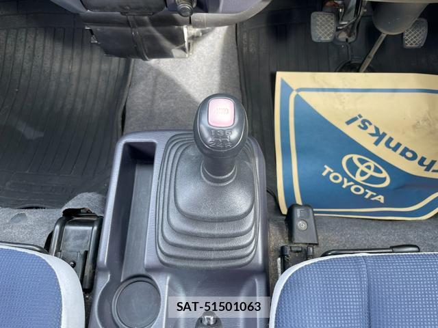 Subaru SAMBAR 2012-01 8007651-13