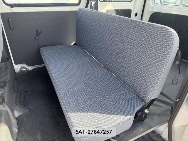 Subaru SAMBAR 2013-12 8009417-13