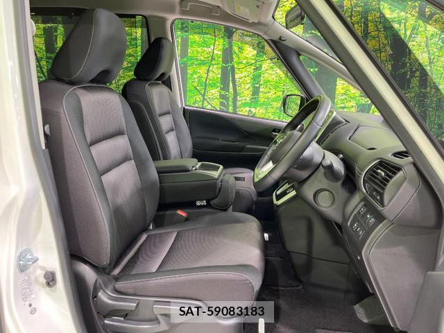 Nissan SERENA 2017-08 8003031-7