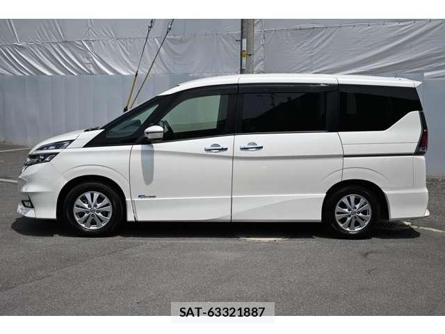 Nissan SERENA 2017-01 8004116-4