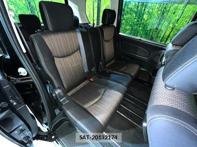 Nissan SERENA 2014-06 8004607-7