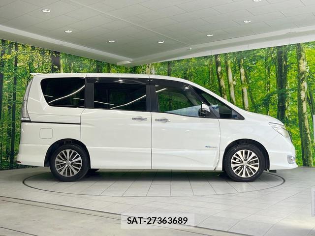 Nissan SERENA 2014-02 8005135-6