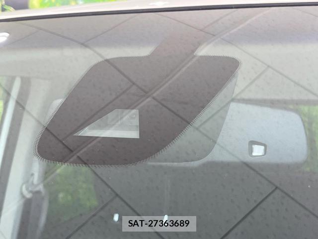 Nissan SERENA 2014-02 8005135-9
