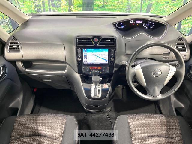 Nissan SERENA 2015-10 8008661-1
