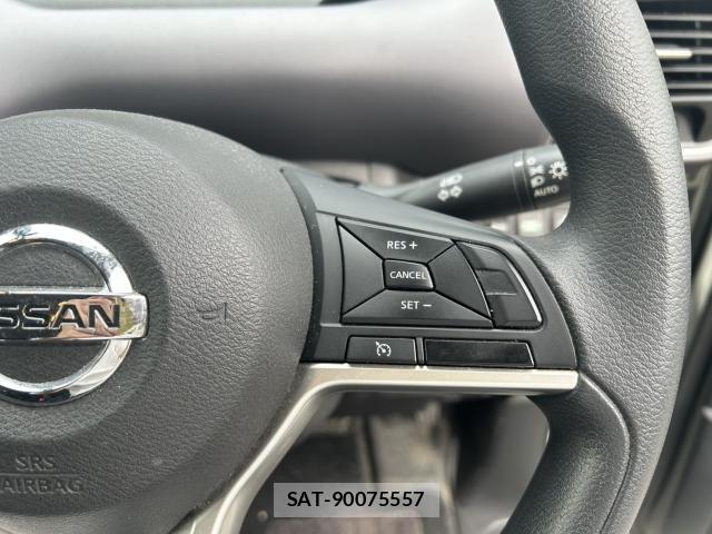 Nissan SERENA 2018-04 8008949-17