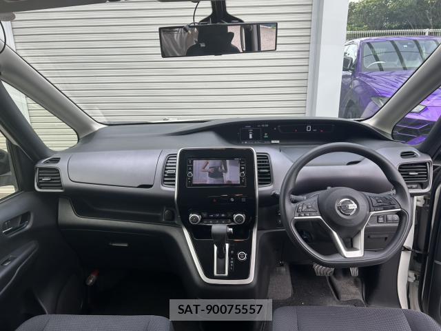 Nissan SERENA 2018-04 8008949-2