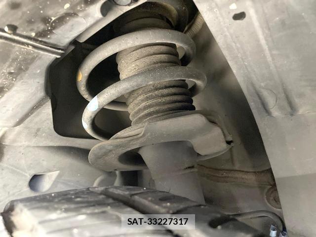 Nissan SERENA 2016-06 8010439-19