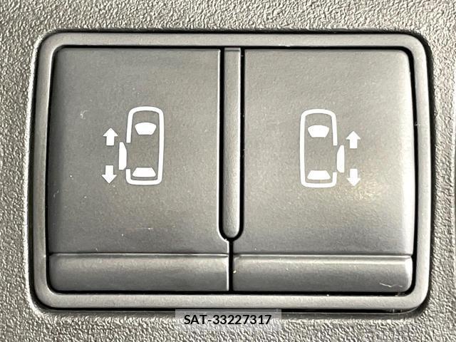 Nissan SERENA 2016-06 8010439-5