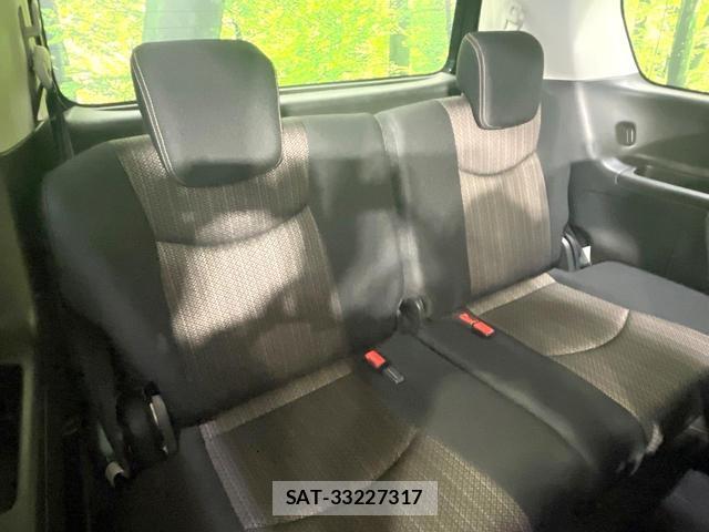 Nissan SERENA 2016-06 8010439-9