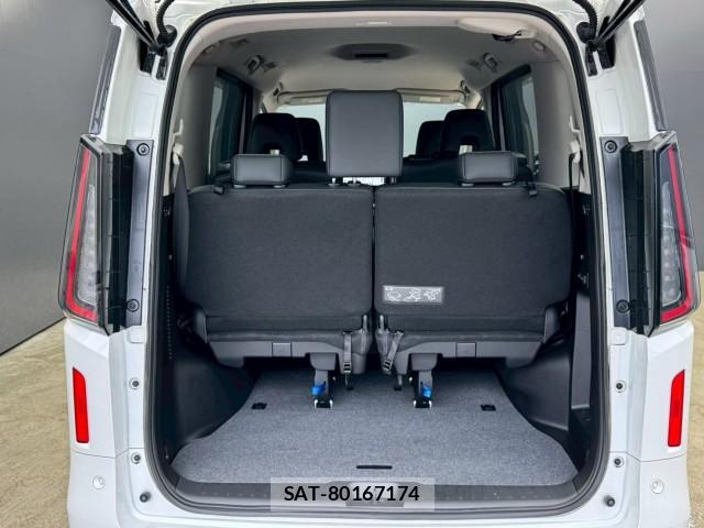 Nissan SERENA 2023-04 8010601-18