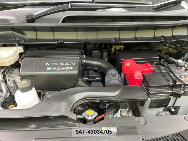 Nissan SERENA 2024-05 8011095-17