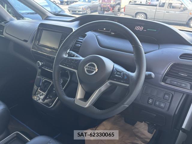 Nissan SERENA 2022-03 8011625-2