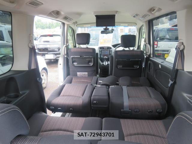 Nissan SERENA 2015-09 8012004-18