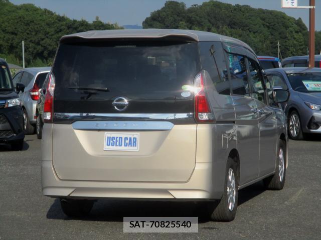 Nissan SERENA 2016-10 8012041-1