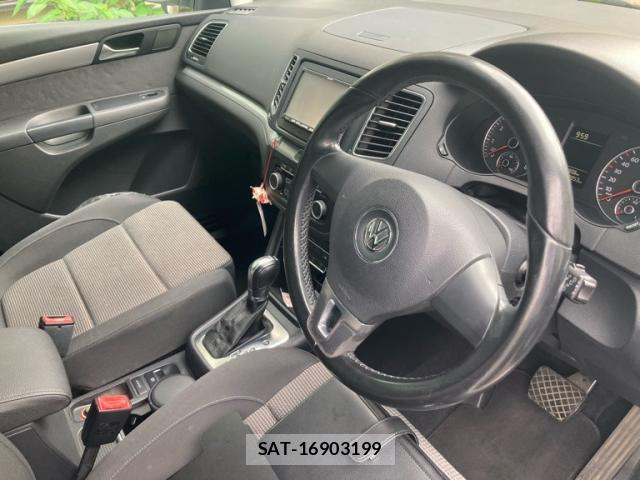 VolksWagen SHARAN 2012-06 8007091-15