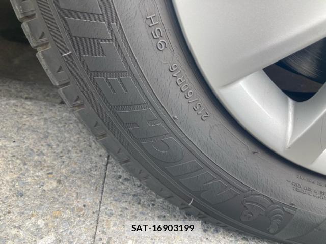 VolksWagen SHARAN 2012-06 8007091-4