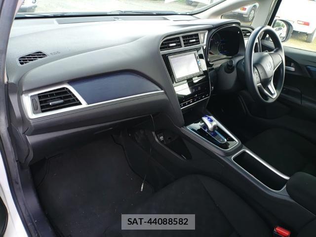 Honda SHUTTLE 2017-06 8005610-15
