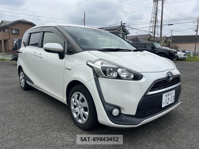 Toyota SIENTA 2018-02 8002983-0