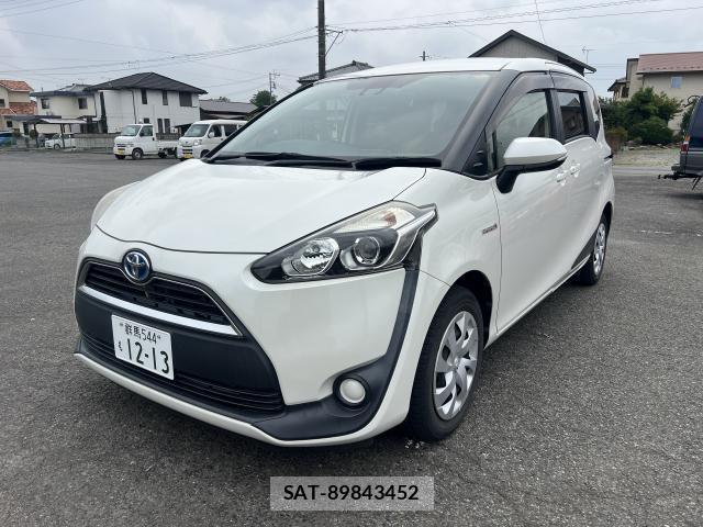 Toyota SIENTA 2018-02 8002983-10