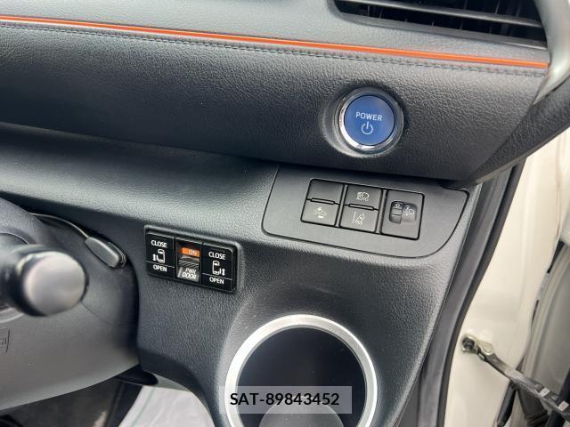Toyota SIENTA 2018-02 8002983-19