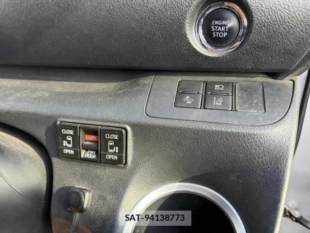Toyota SIENTA 2016-03 8003388-10