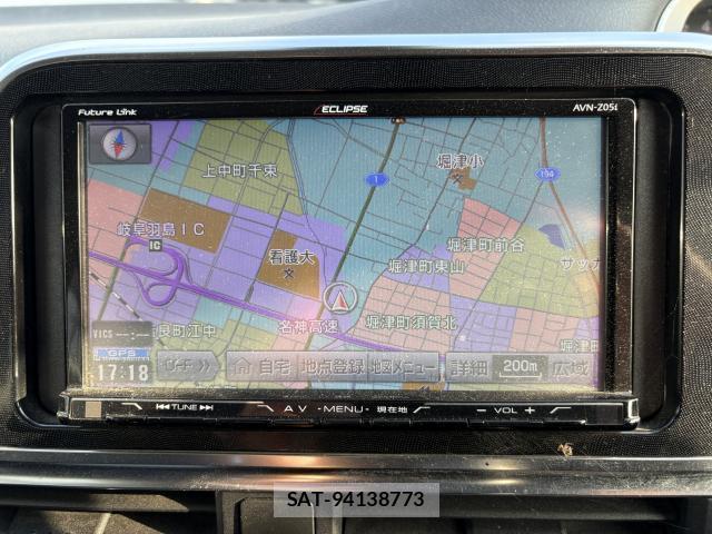 Toyota SIENTA 2016-03 8003388-12