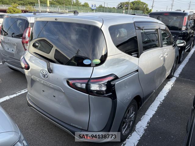Toyota SIENTA 2016-03 8003388-2