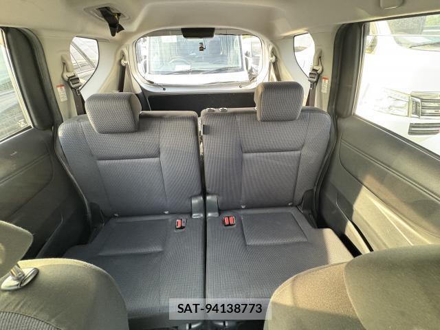 Toyota SIENTA 2016-03 8003388-8