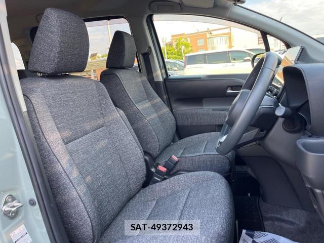 Toyota SIENTA 2023-10 8003635-6