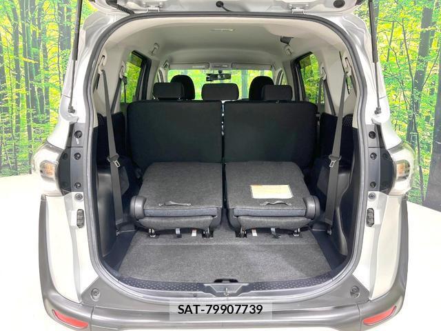 Toyota SIENTA 2015-10 8005008-11