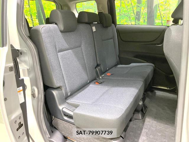 Toyota SIENTA 2015-10 8005008-9