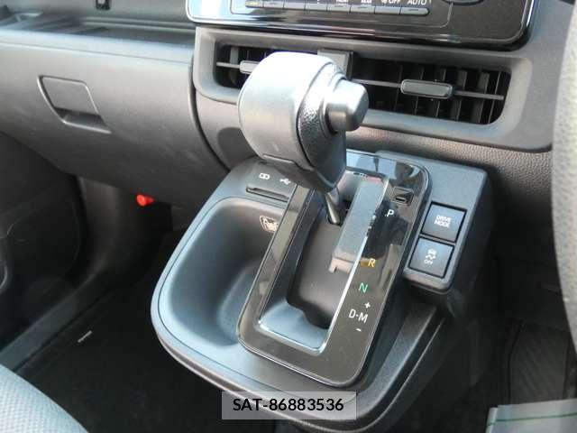 Toyota SIENTA 2023-04 8005505-5